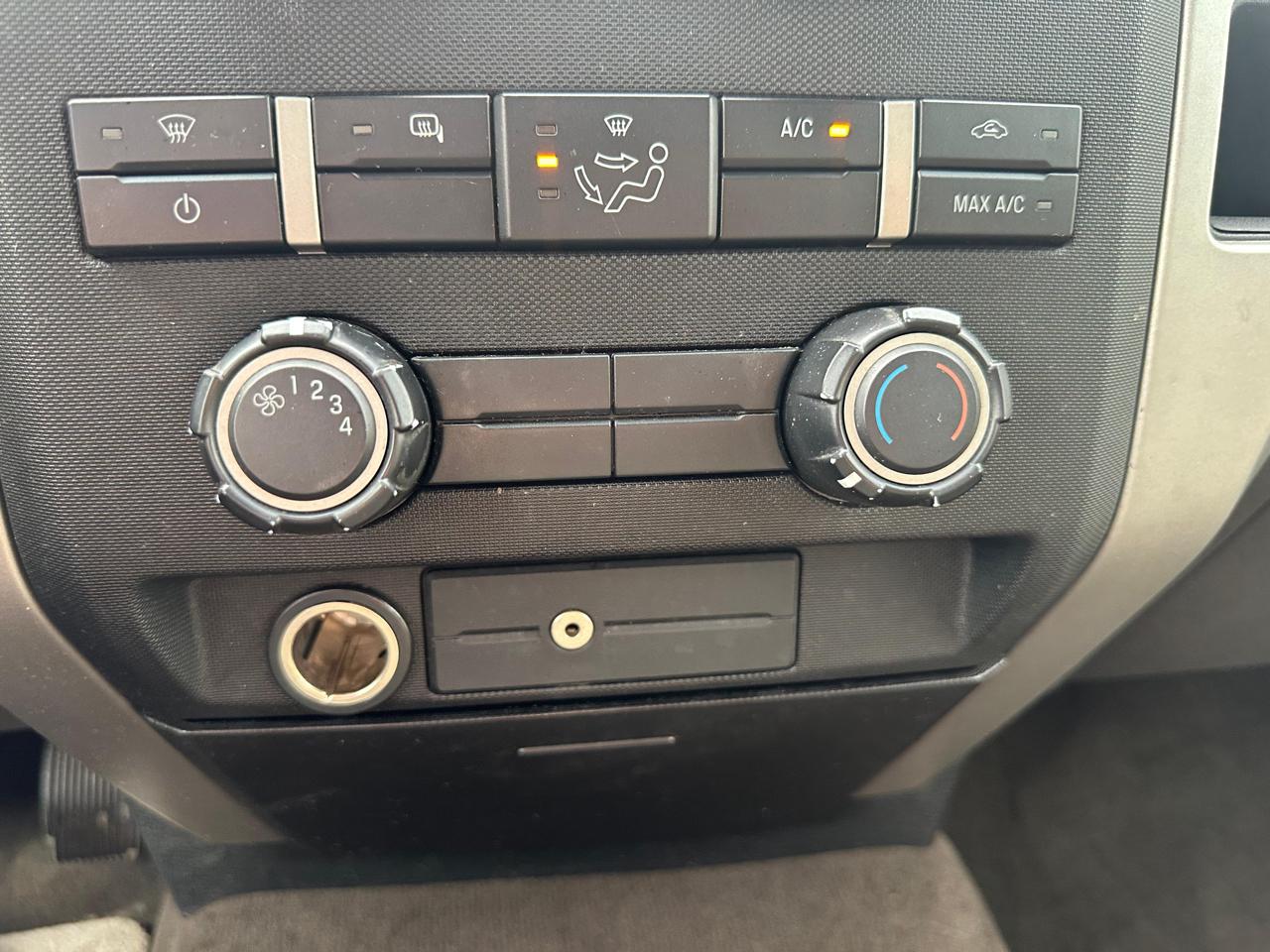 Ford F-150 Lariat SuperCrew 5.5-ft. Bed 2WD 2009
