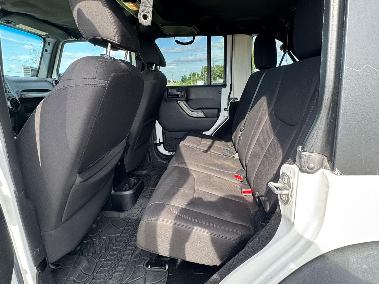 Jeep Wrangler Unlimited Sport 4WD 2015