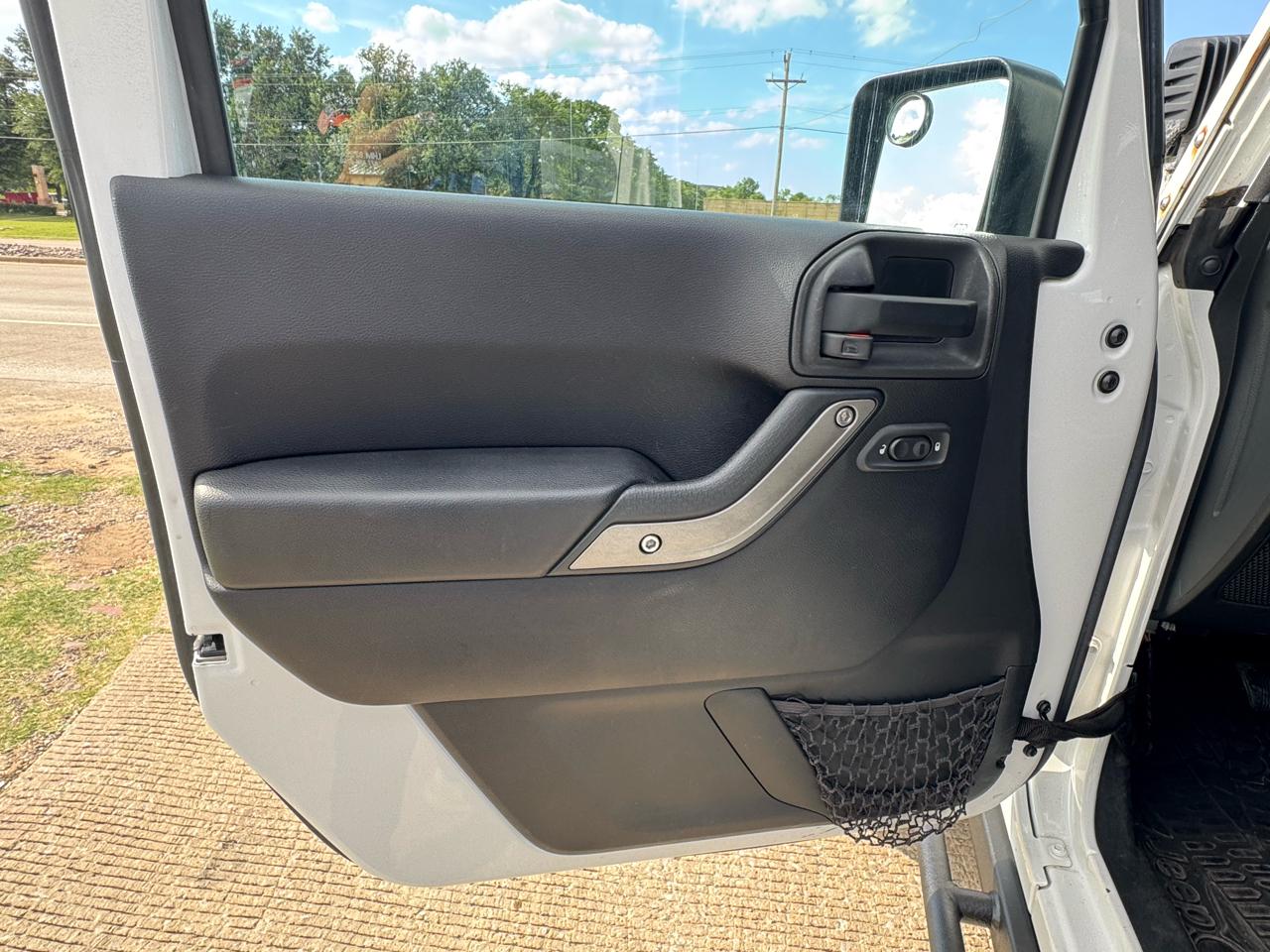 Jeep Wrangler Unlimited Sport 4WD 2015