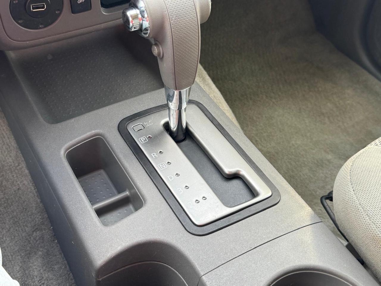 Nissan Frontier S Crew Cab 5AT 2WD 2015
