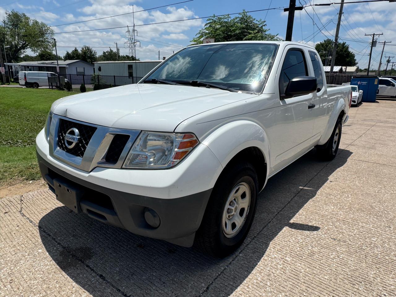Nissan Frontier S King Cab I4 5MT 2WD 2019