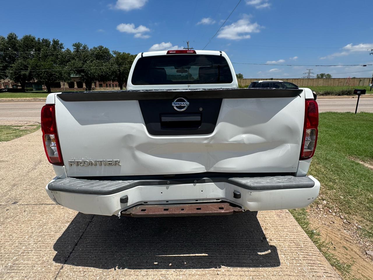 Nissan Frontier S King Cab I4 5MT 2WD 2019
