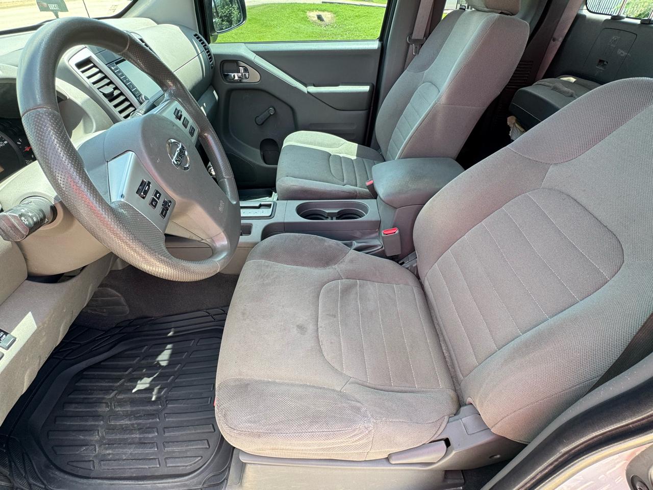 Nissan Frontier S King Cab I4 5MT 2WD 2019