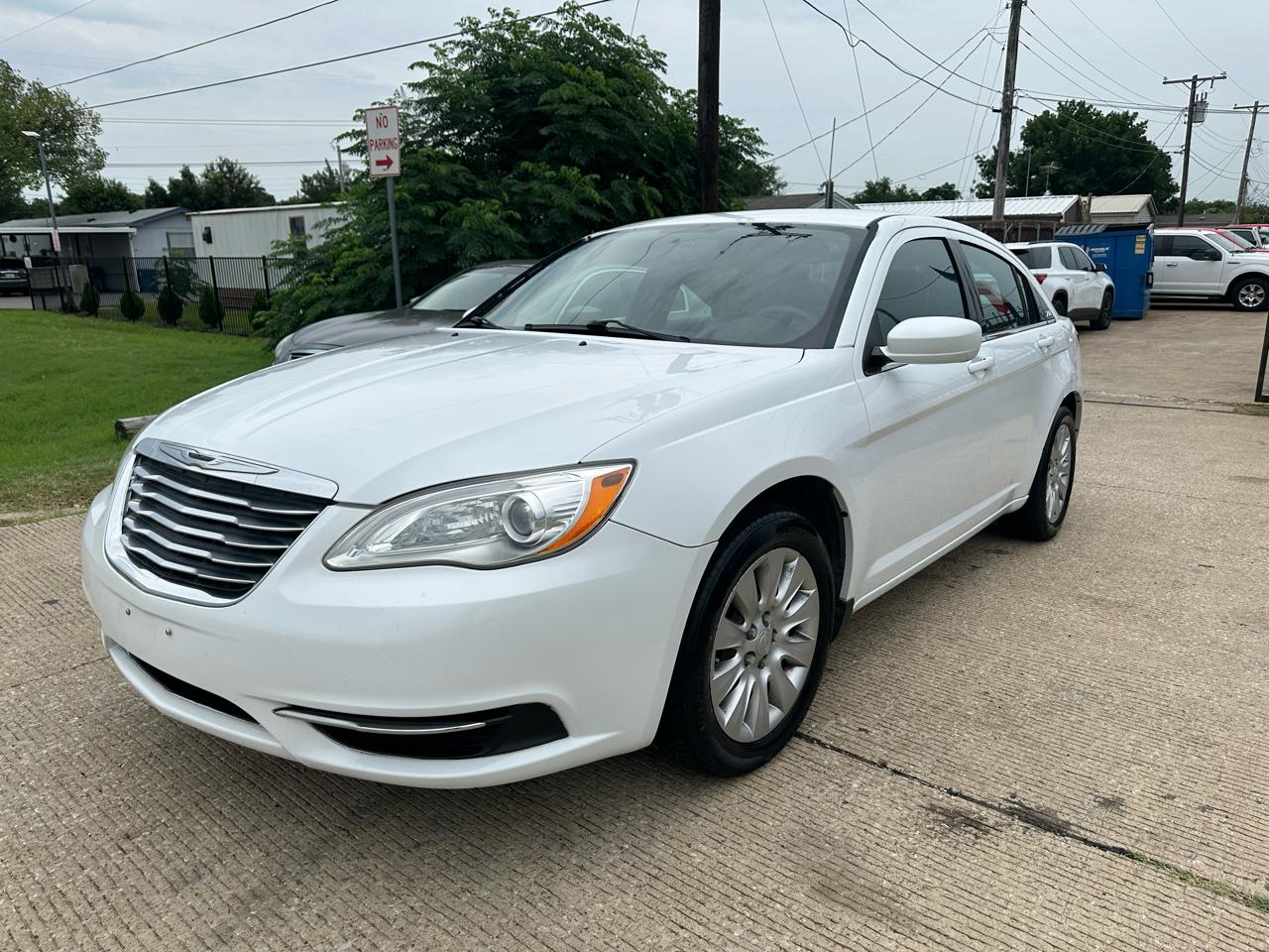 Chrysler 200 LX 2014