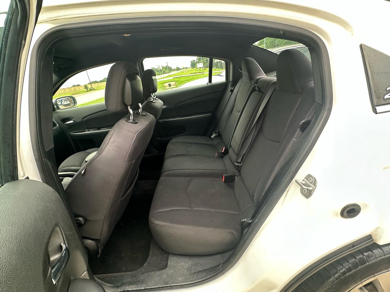 Chrysler 200 LX 2014
