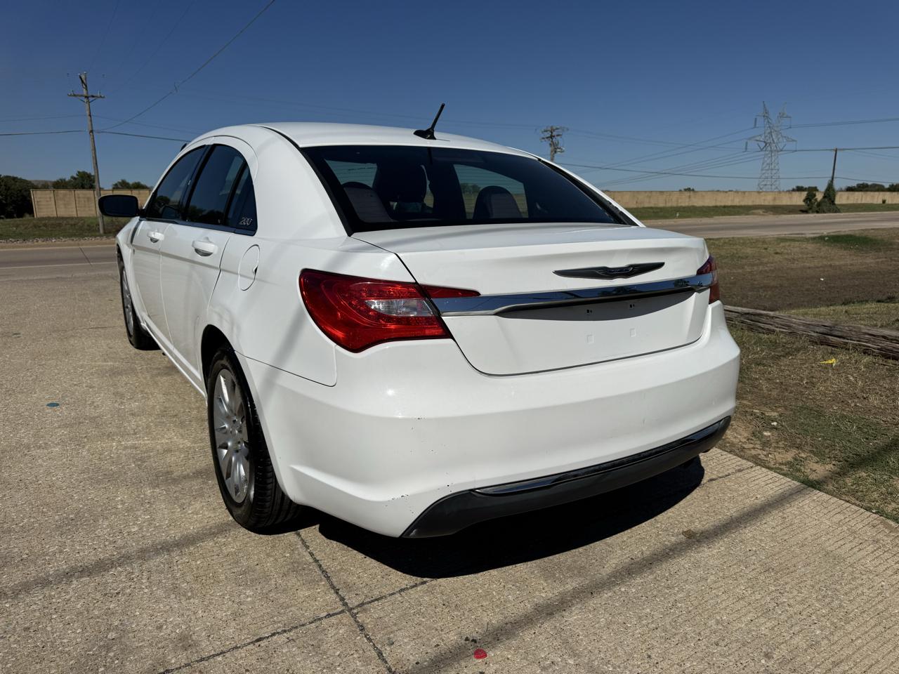 Chrysler 200 LX 2014