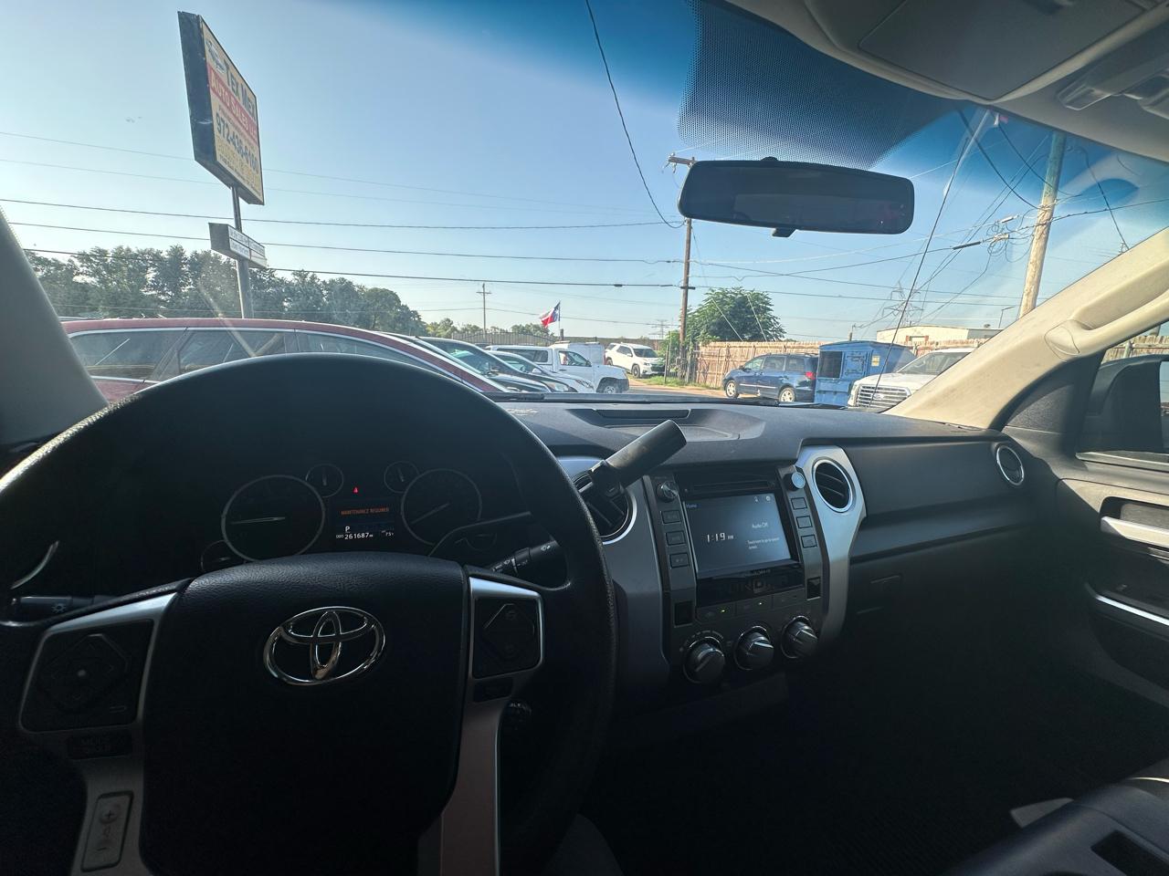 Toyota Tundra SR5 4.6L V8 CrewMax 2WD 2017