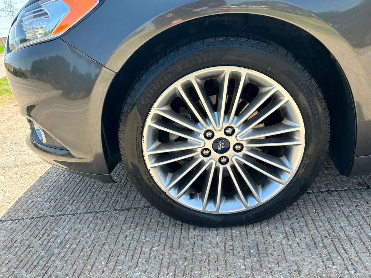 Ford Fusion SE 2016