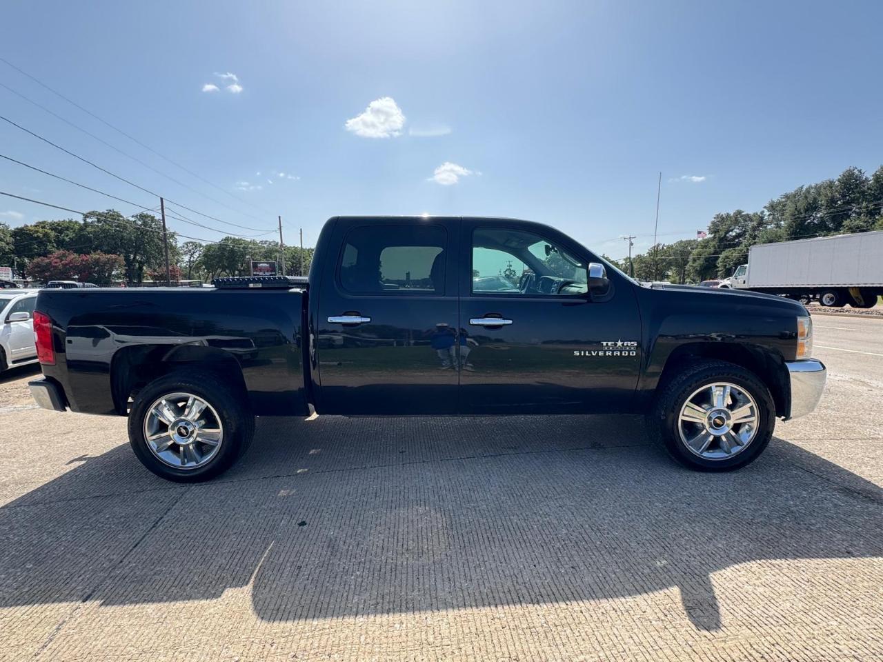 Chevrolet Silverado 1500 LT Crew Cab 2WD 2012