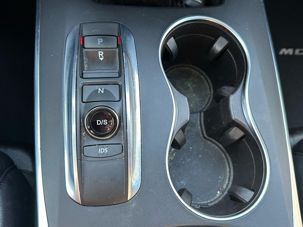 Acura MDX 9-Spd AT w/Tech Package 2016