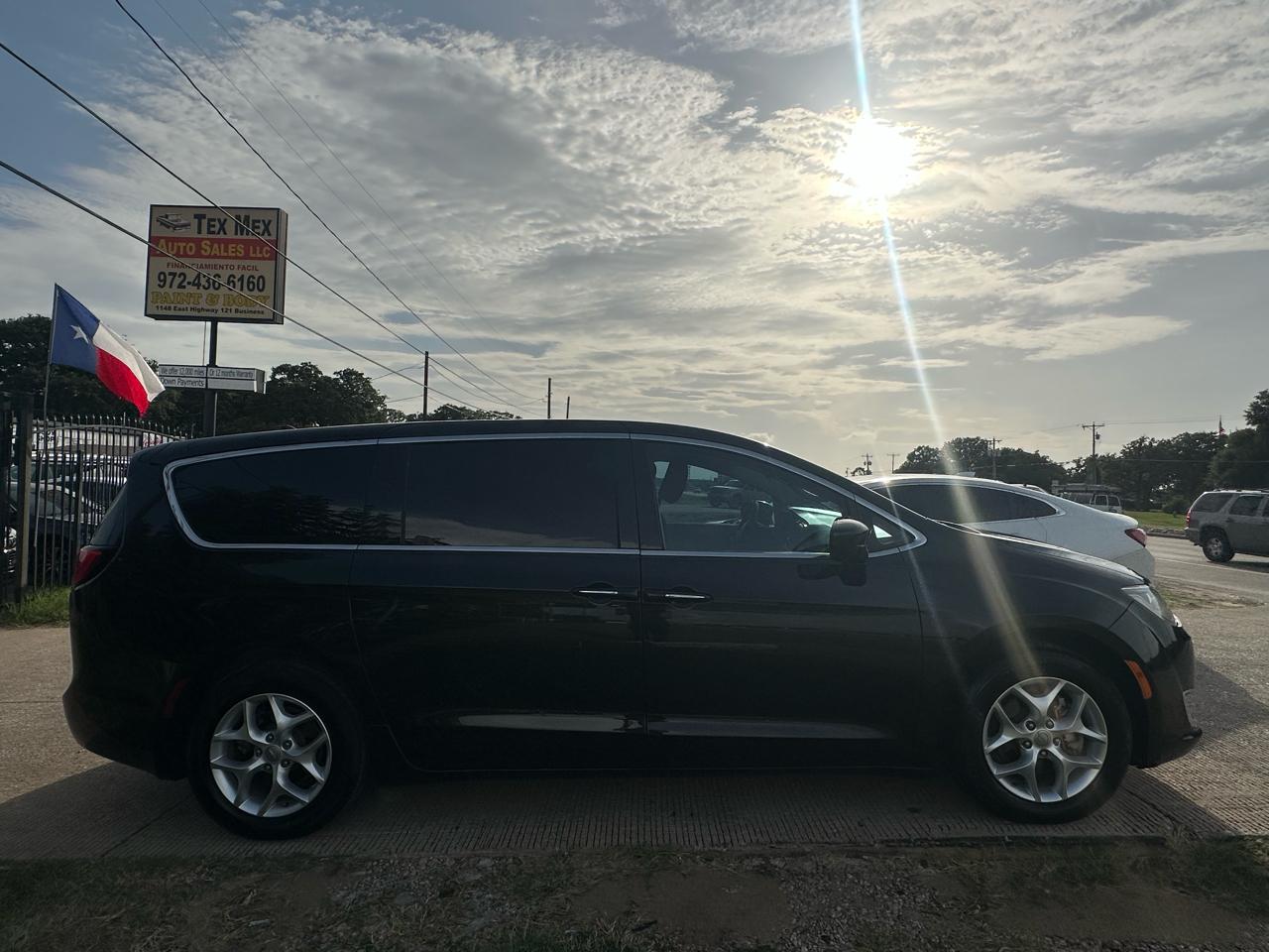 Chrysler Pacifica Touring Plus 2018