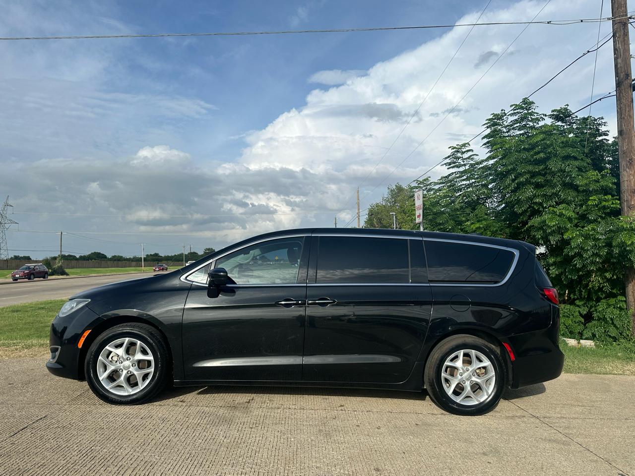 Chrysler Pacifica Touring Plus 2018