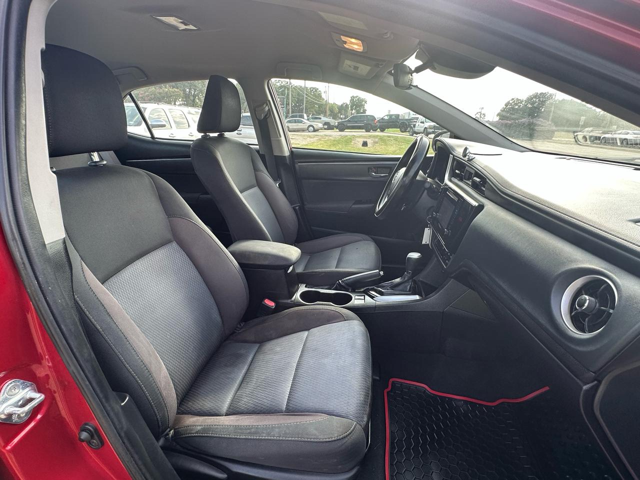 Toyota Corolla L CVT 2018
