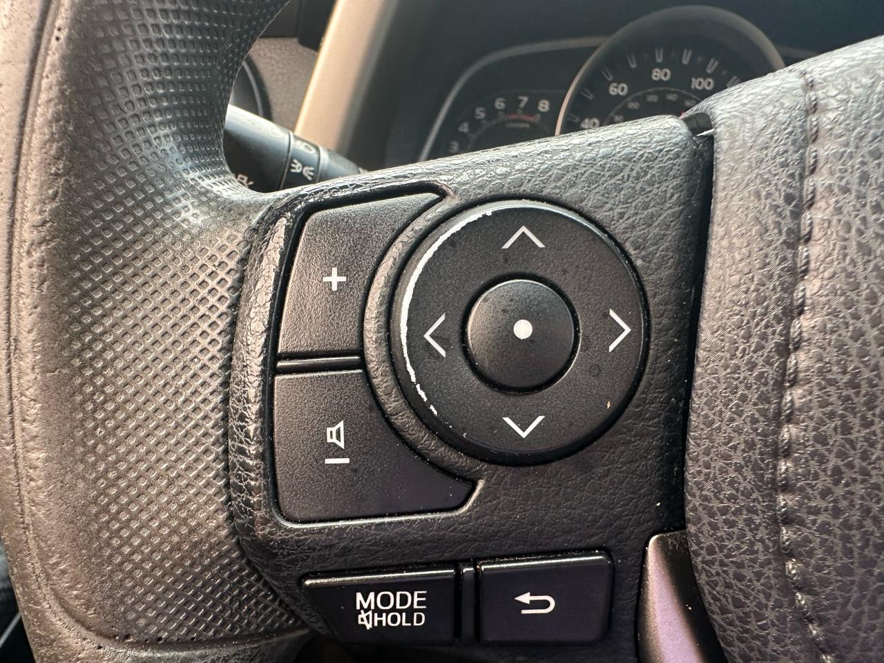 Toyota RAV4 XLE FWD 2014