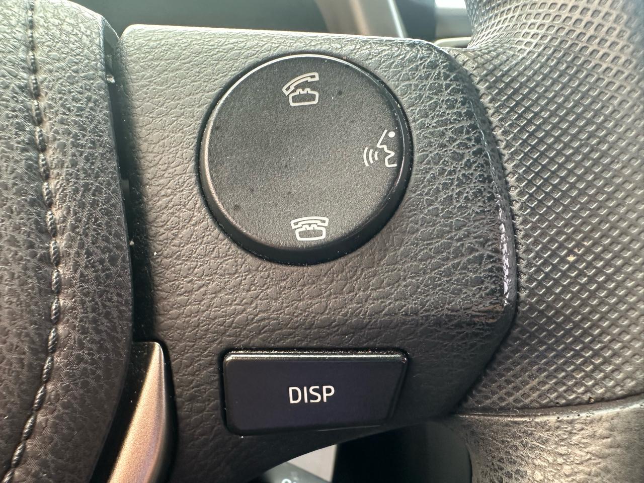 Toyota RAV4 XLE FWD 2014