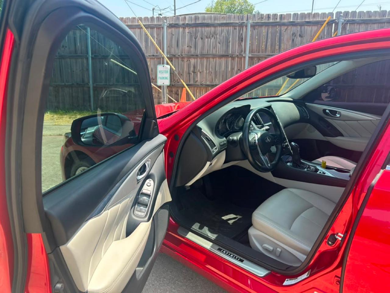 Infiniti Q50 3.0t LUXE 2021
