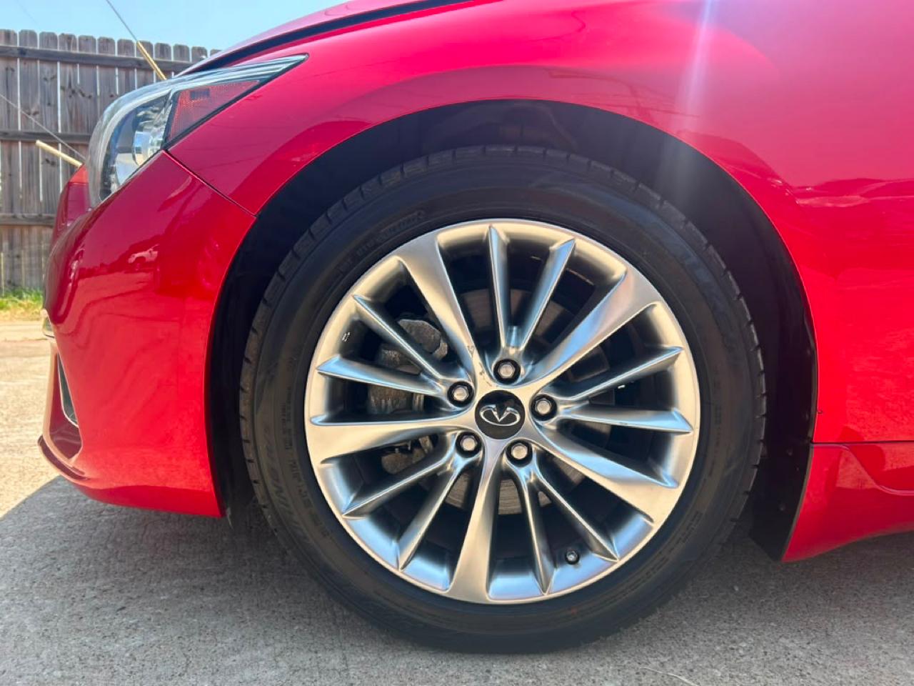 Infiniti Q50 3.0t LUXE 2021