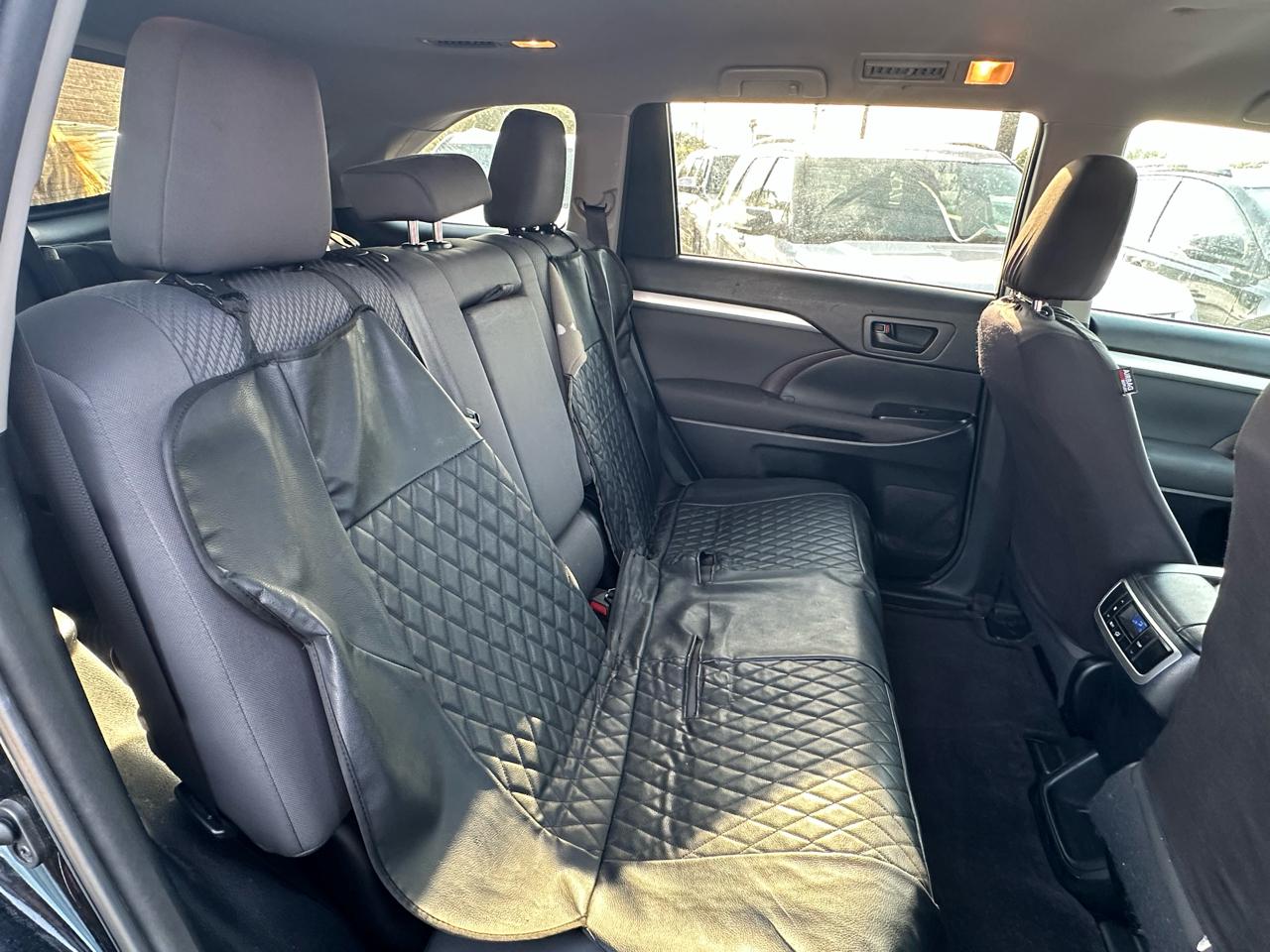 Toyota Highlander LE FWD V6 2015