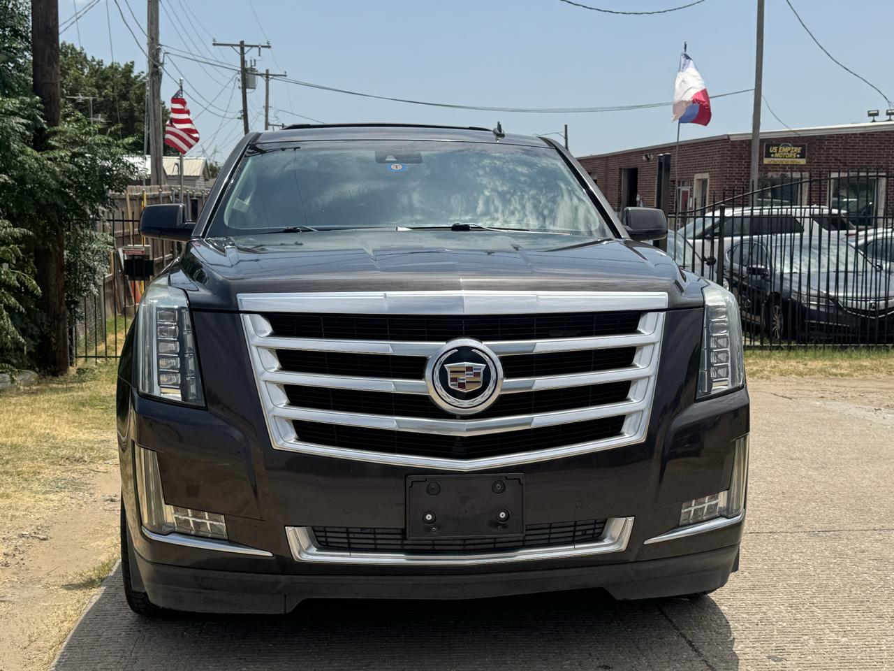 Cadillac Escalade ESV 2WD Luxury 2015