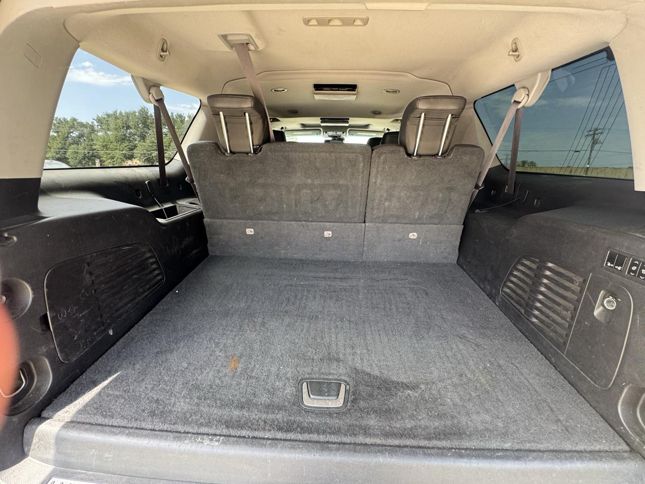 Cadillac Escalade ESV 2WD Luxury 2015