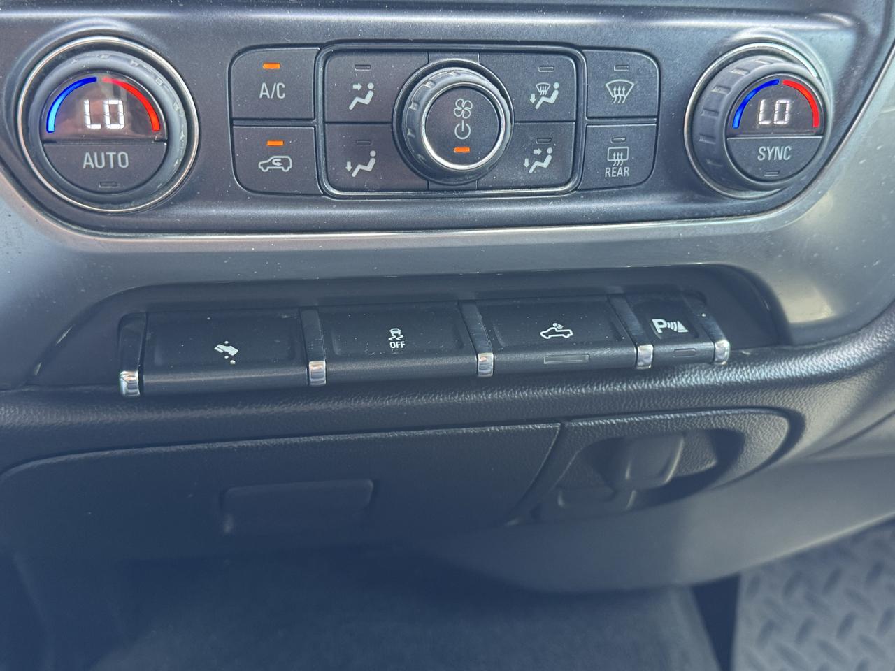 Chevrolet Silverado 1500 LT Crew Cab 2WD 2015