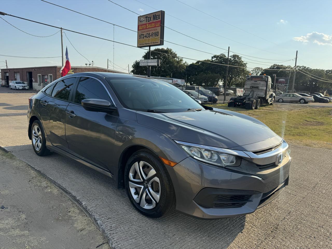 Honda Civic LX Sedan CVT 2016