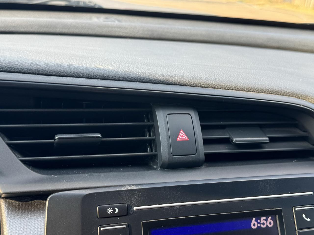 Honda Civic LX Sedan CVT 2016