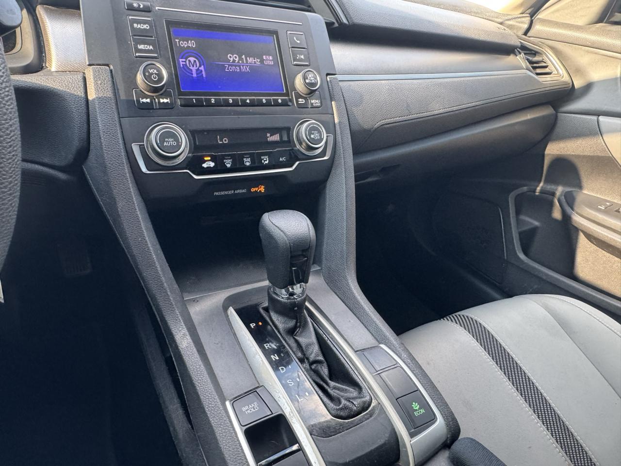 Honda Civic LX Sedan CVT 2016