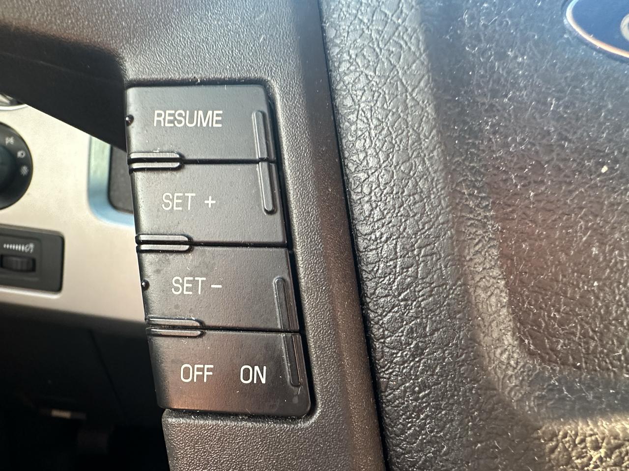 Ford F-150 Lariat SuperCrew 5.5-ft. Bed 2WD 2010
