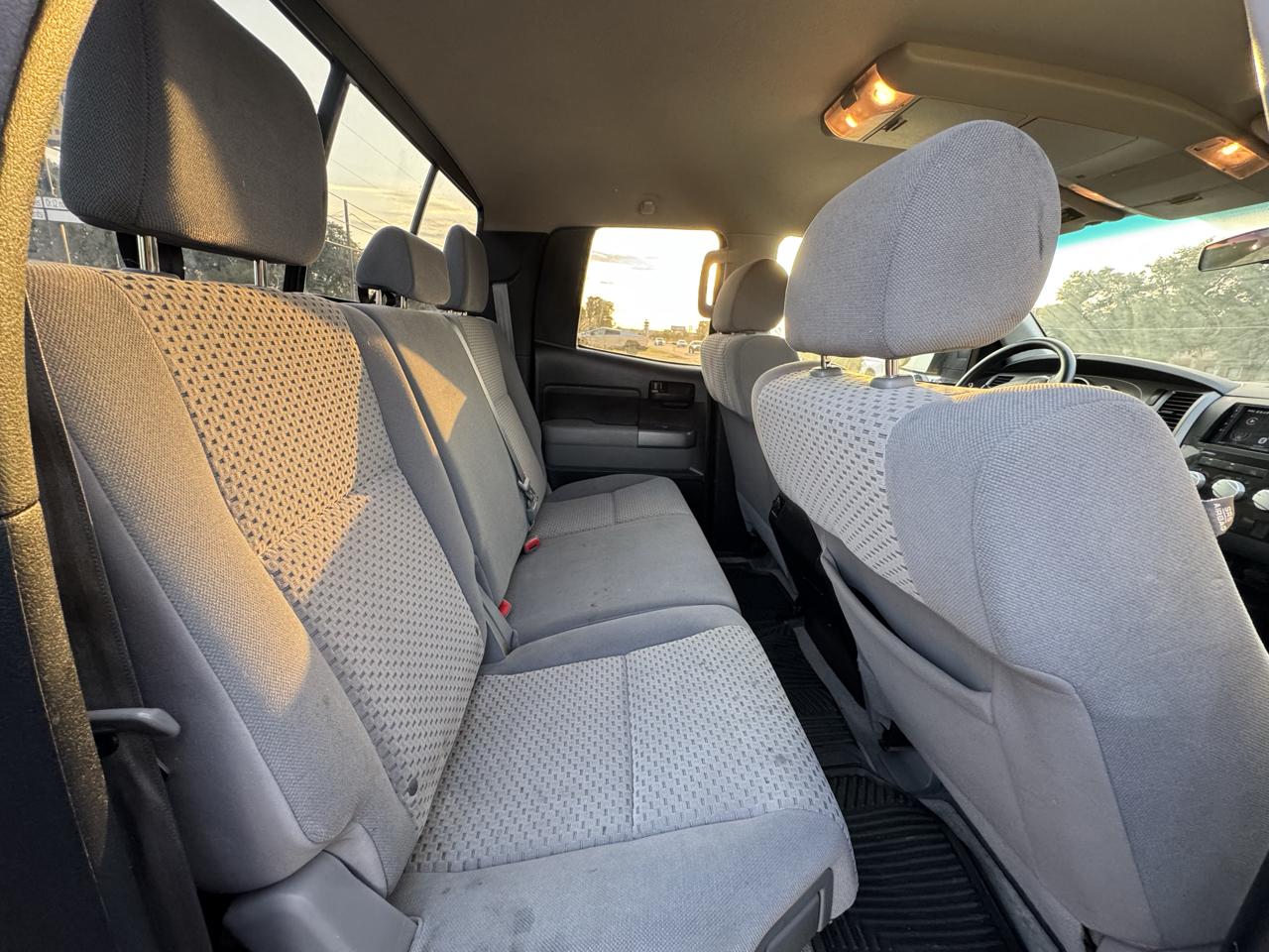 Toyota Tundra Tundra-Grade 5.7L Double Cab 2WD 2010