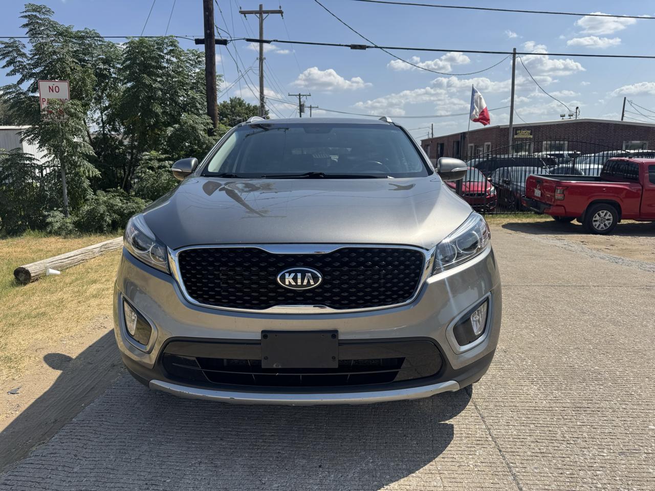 Kia Sorento EX V6 2WD 2016