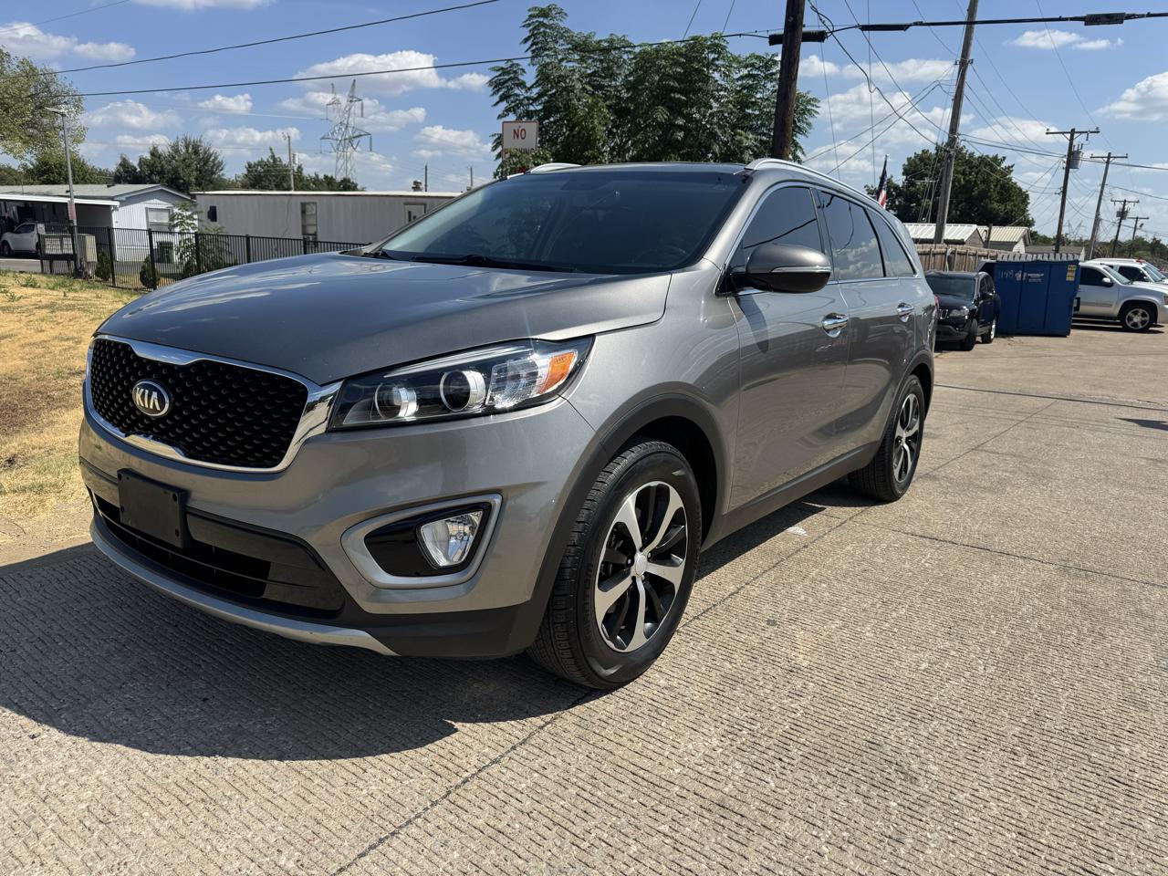 Kia Sorento EX V6 2WD 2016