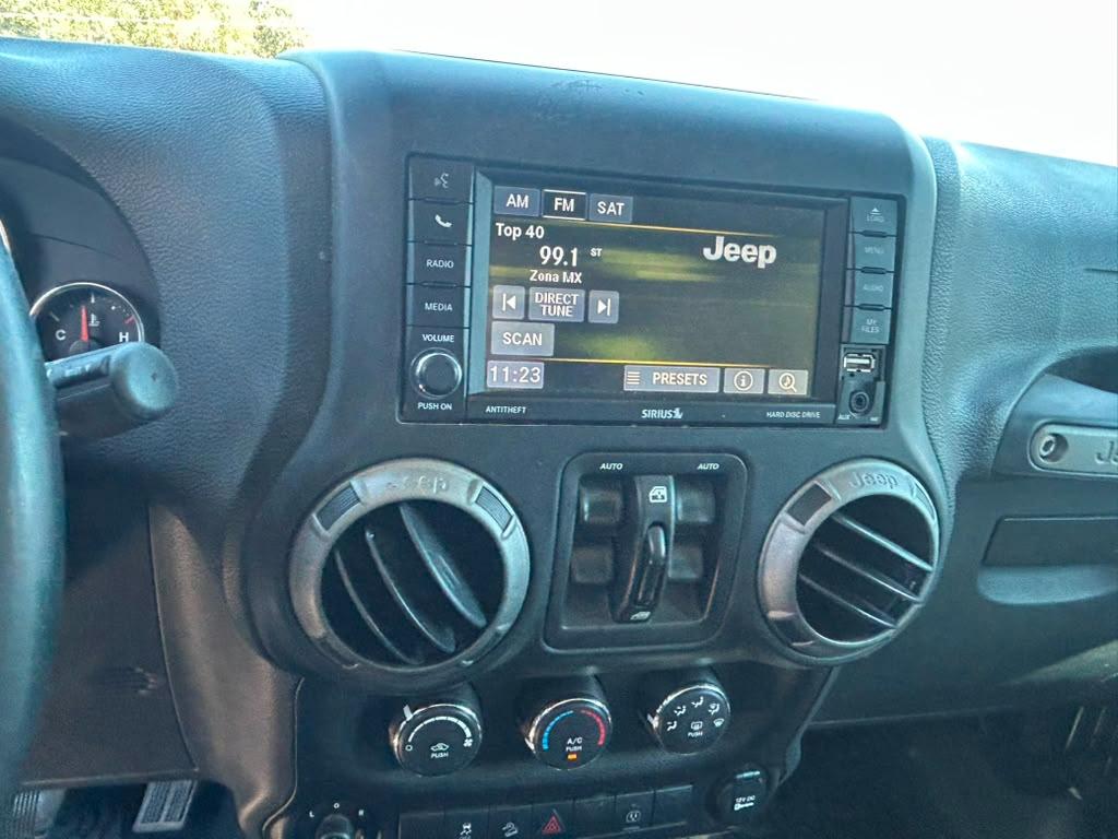 Jeep Wrangler Unlimited Sport 4WD 2017