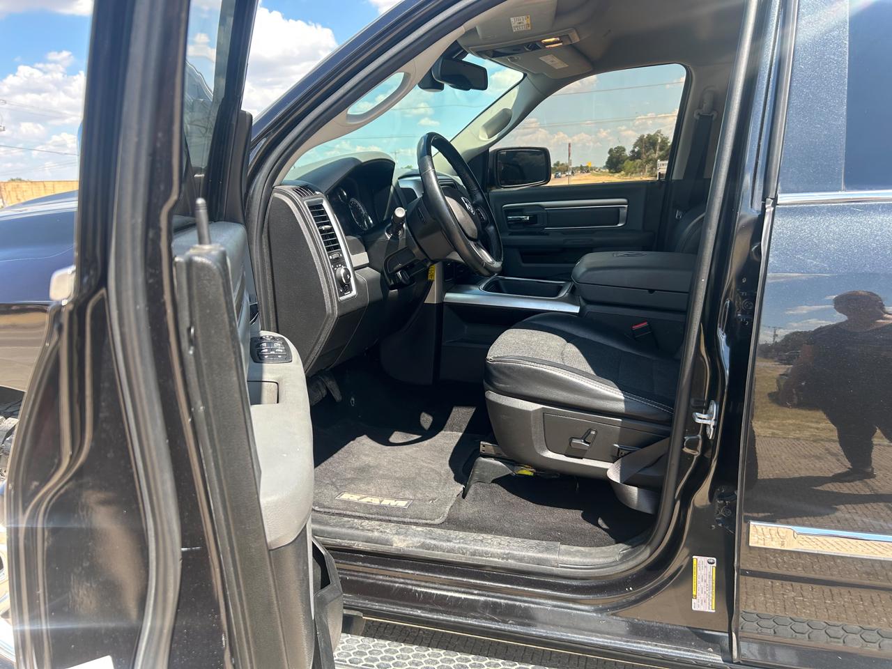 RAM 1500 SLT Crew Cab SWB 2WD 2018