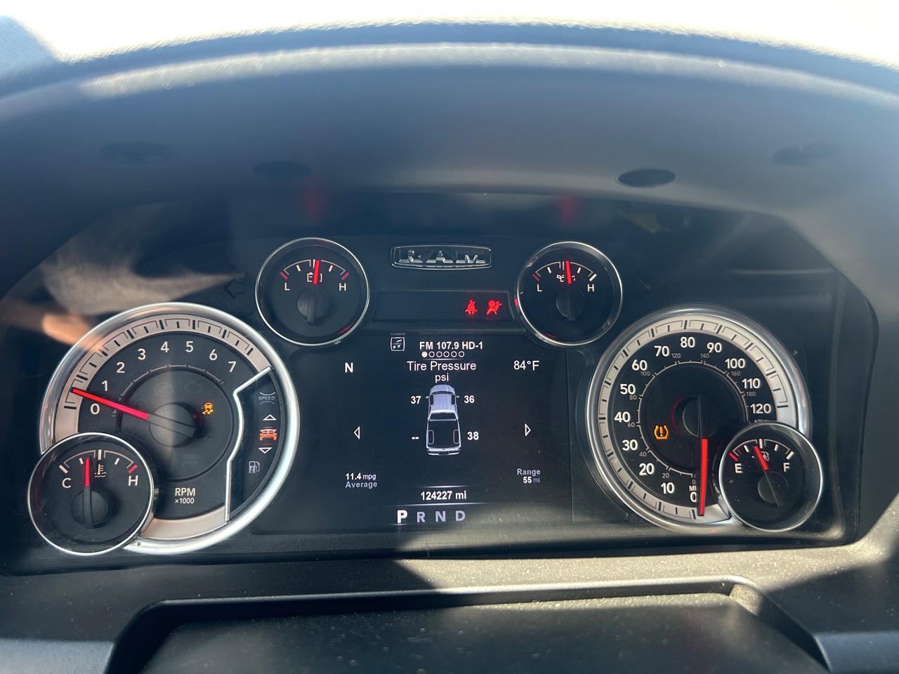 RAM 1500 SLT Crew Cab SWB 2WD 2018