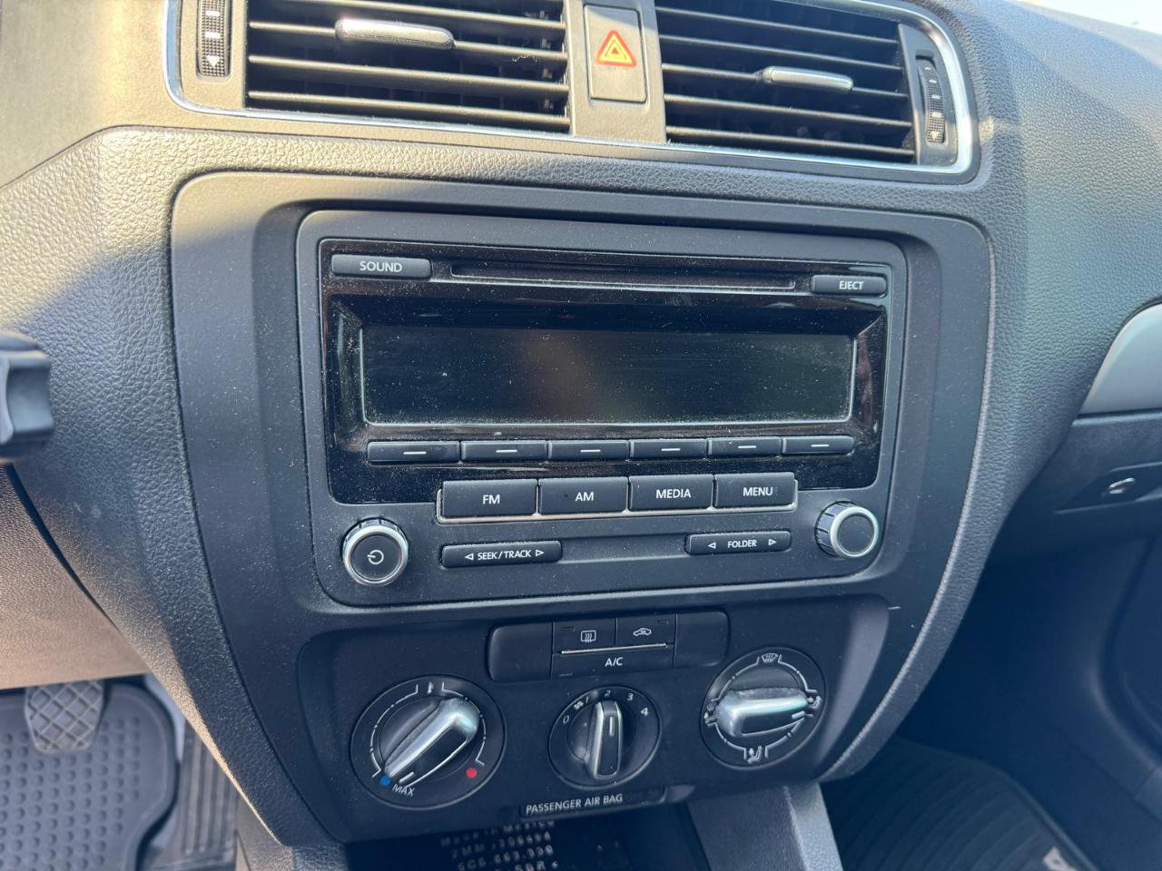 Volkswagen Jetta SE 2013