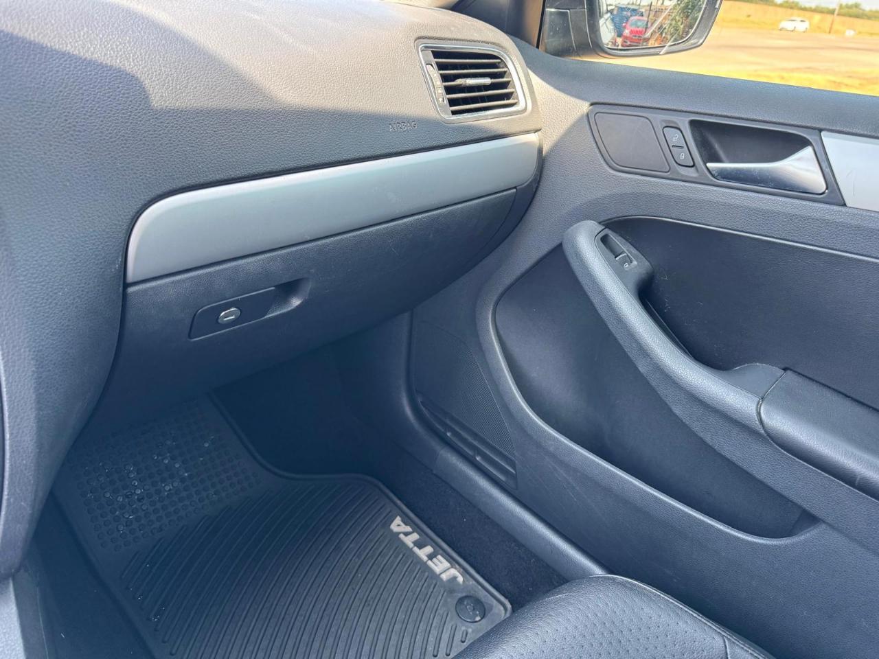 Volkswagen Jetta SE 2013