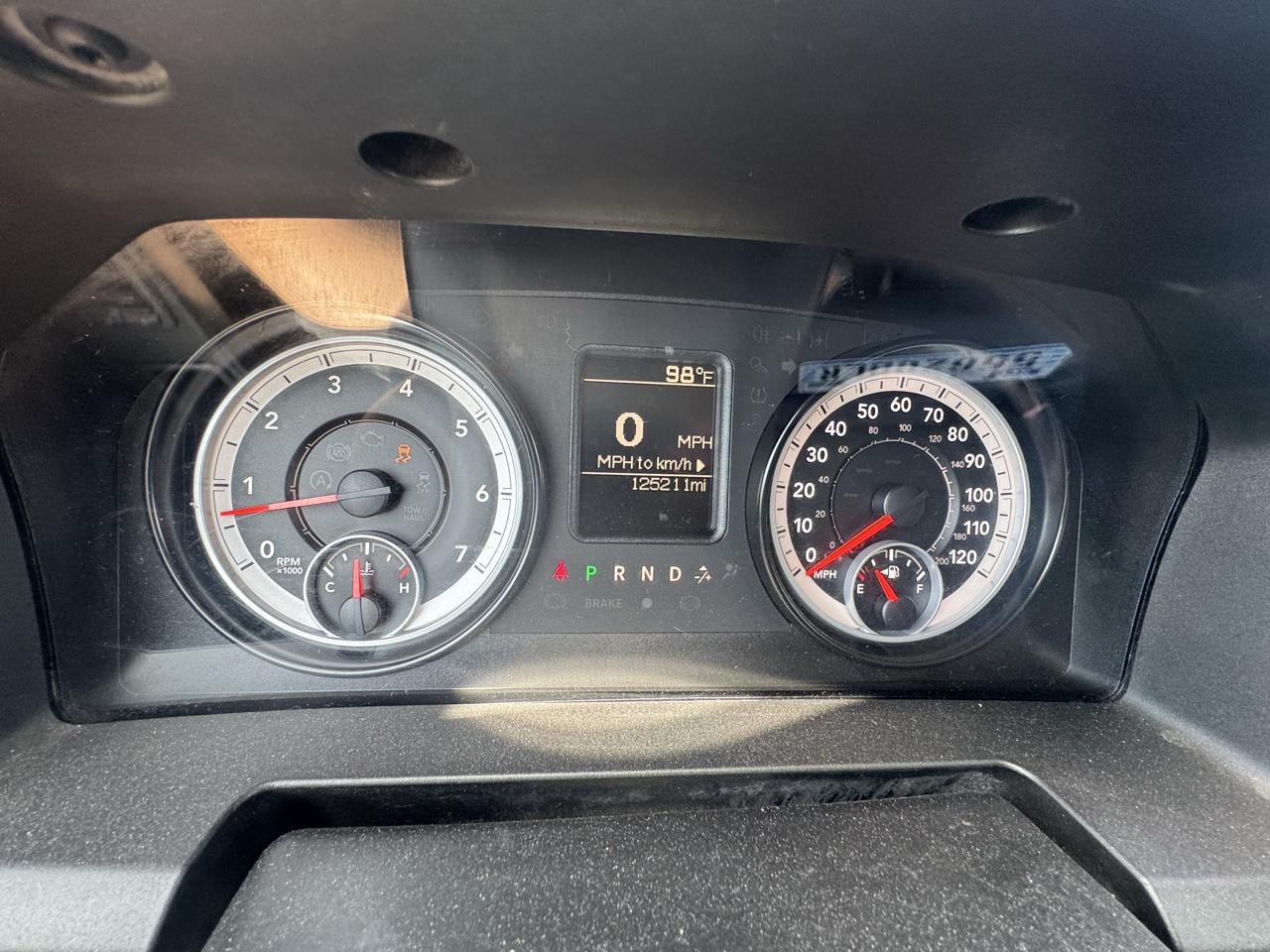 RAM 1500 Tradesman Crew Cab SWB 4WD 2014