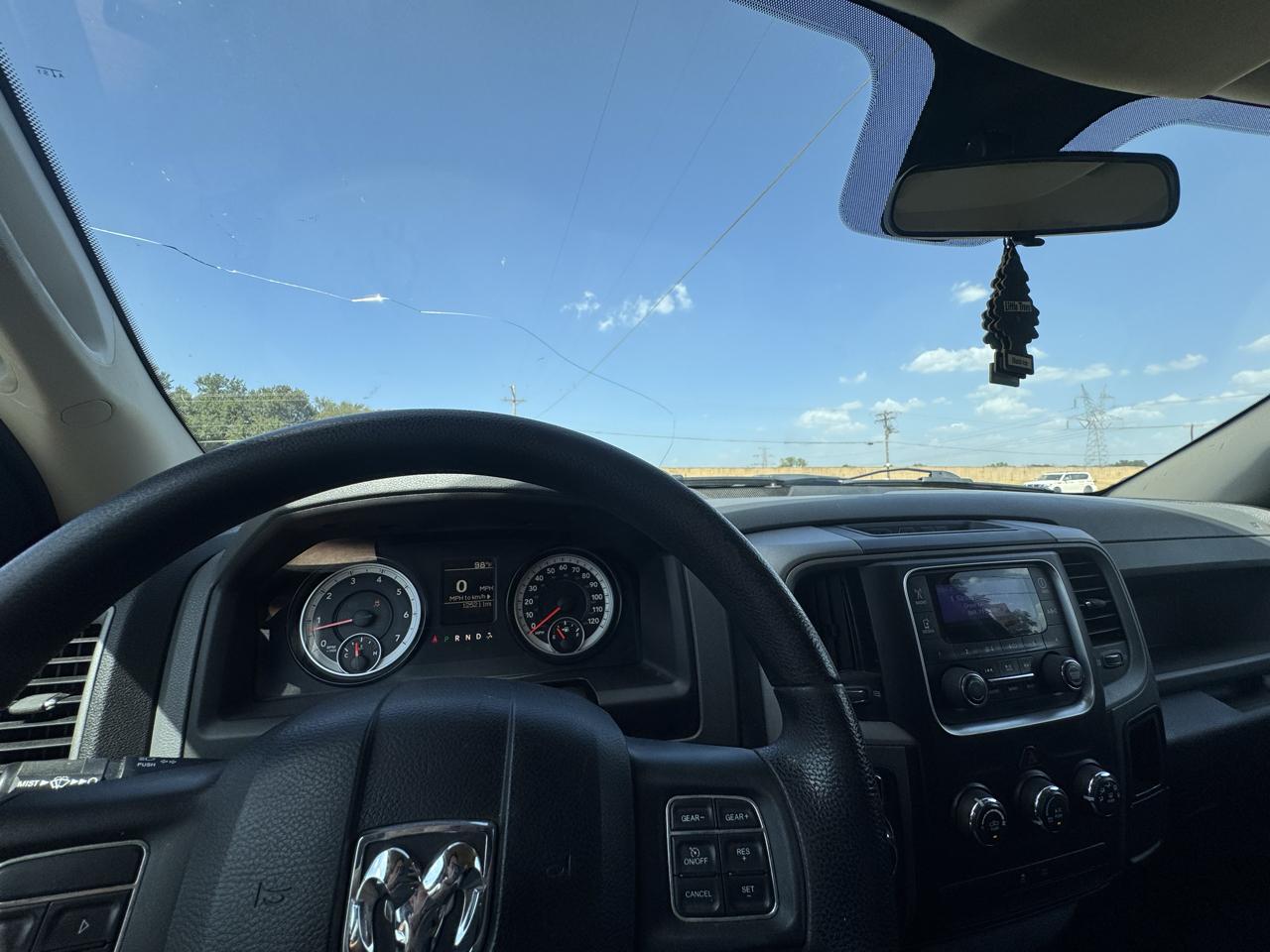 RAM 1500 Tradesman Crew Cab SWB 4WD 2014