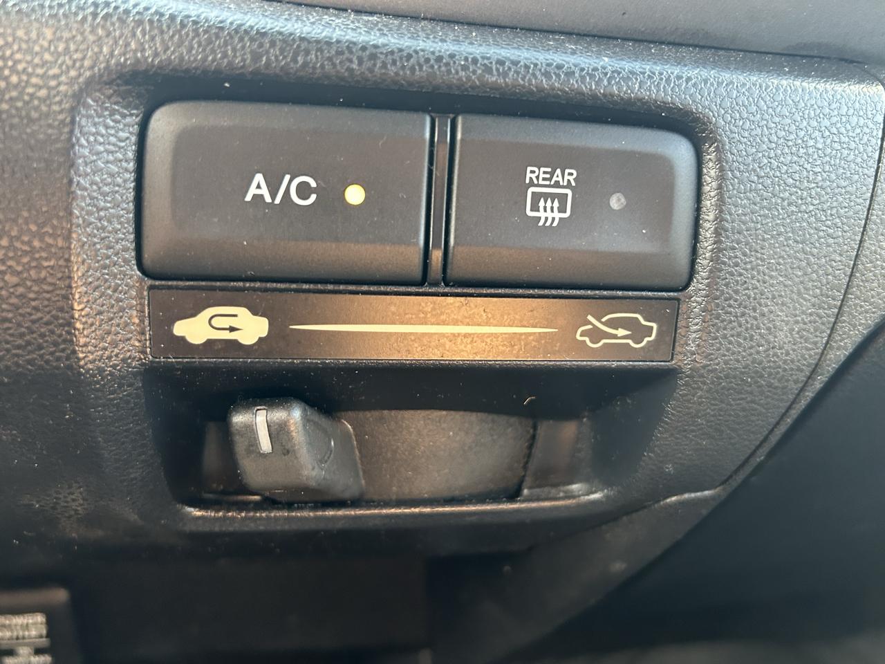Honda Fit 5-Speed AT 2013