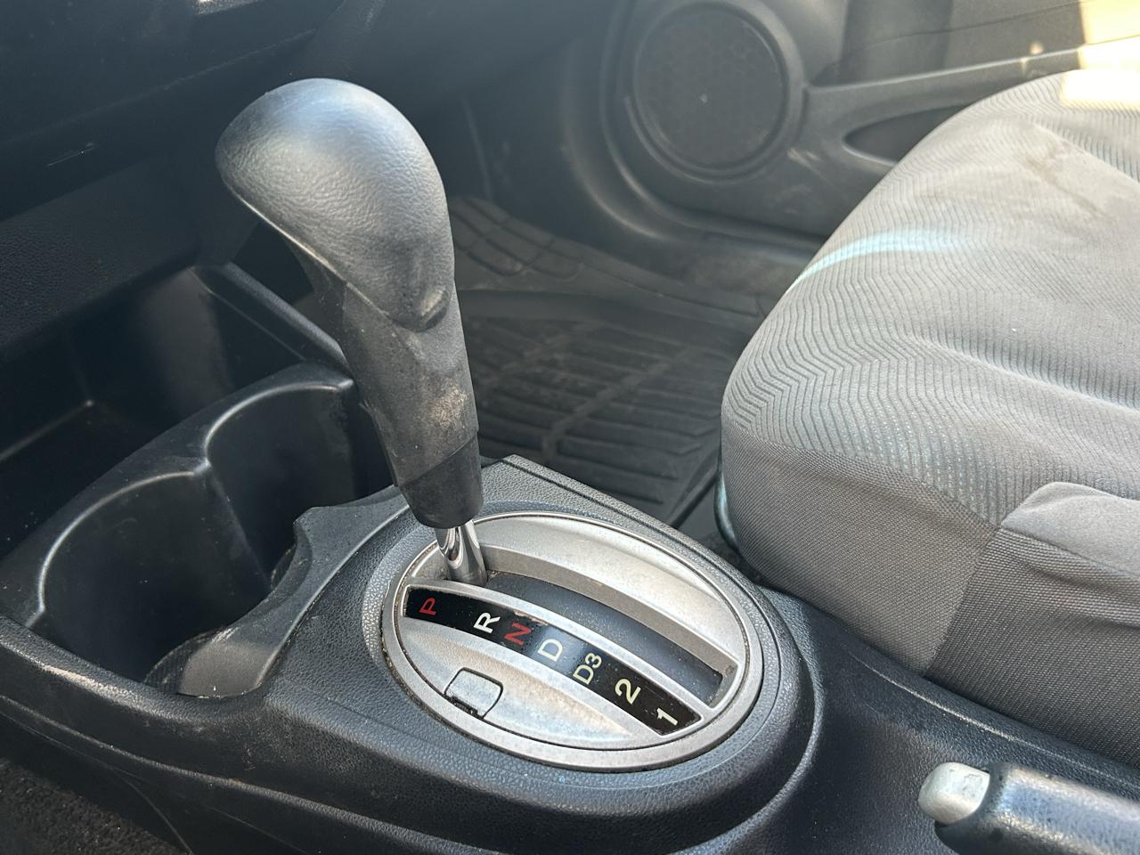 Honda Fit 5-Speed AT 2013