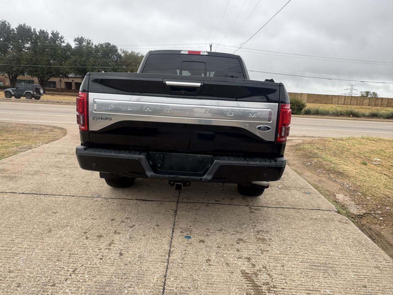 Ford F-150 Platinum SuperCrew 5.5-ft. Bed 4WD 2017