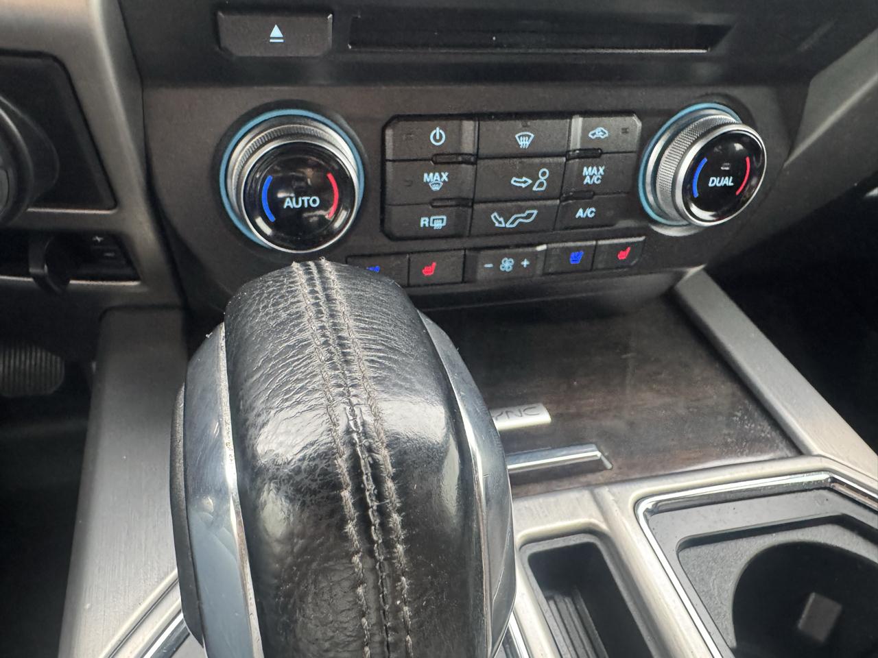 Ford F-150 Platinum SuperCrew 5.5-ft. Bed 4WD 2017