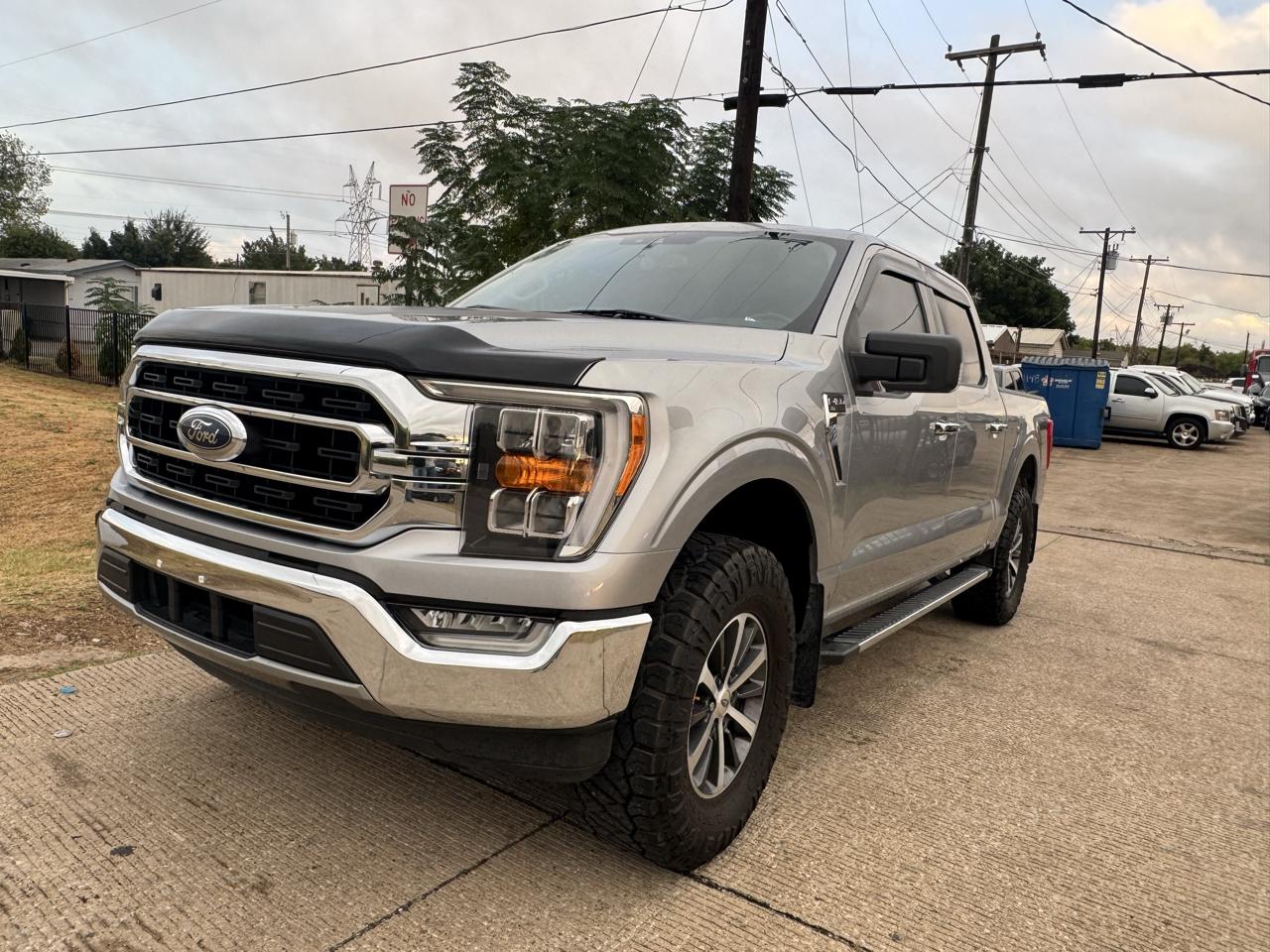 Ford F-150 Reg Cab 120" XLT 2021