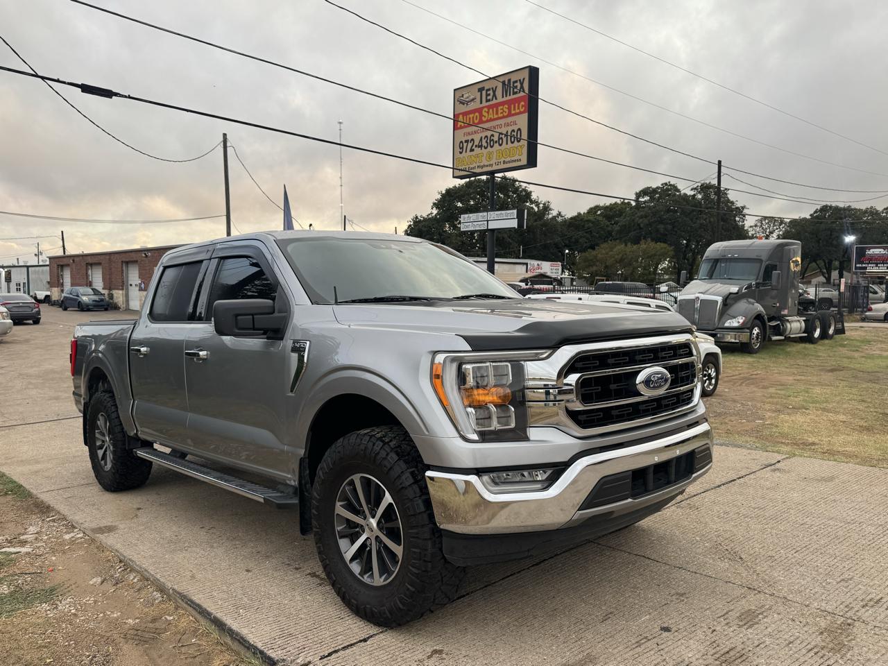 Ford F-150 Reg Cab 120" XLT 2021