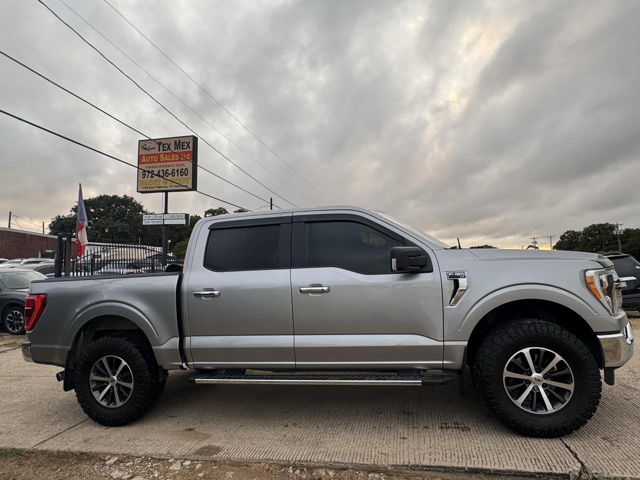 Ford F-150 Reg Cab 120" XLT 2021