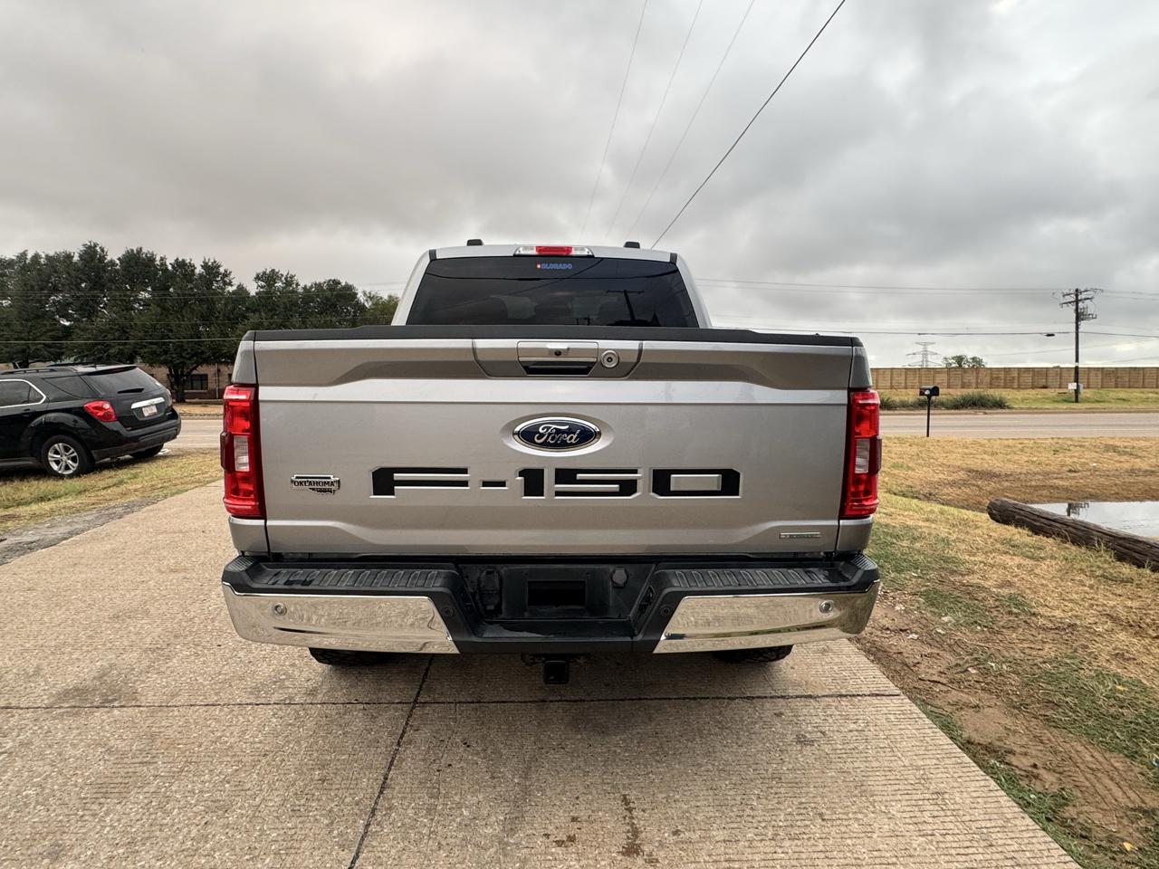 Ford F-150 Reg Cab 120" XLT 2021