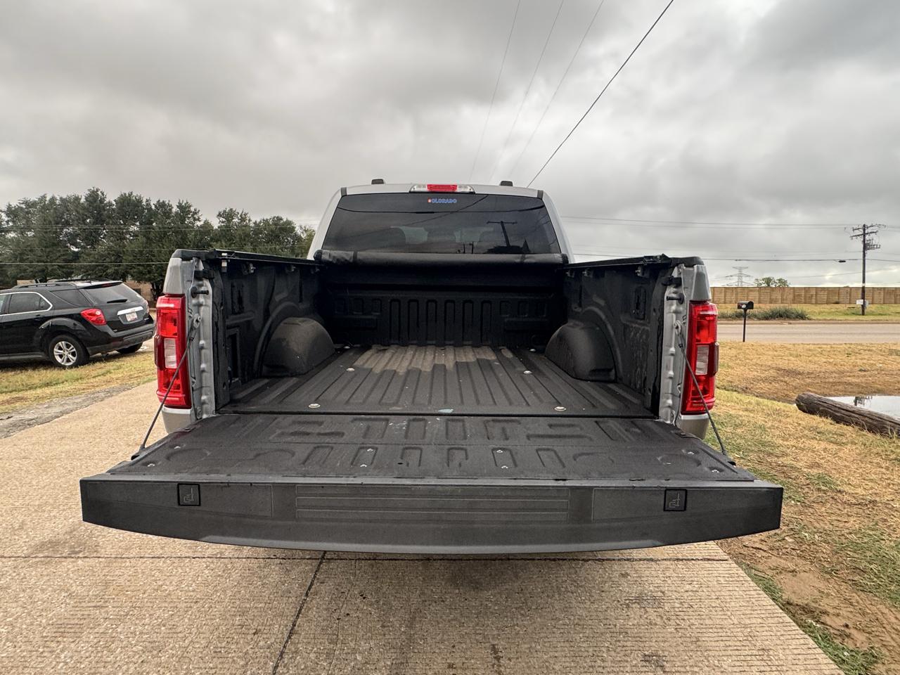 Ford F-150 Reg Cab 120" XLT 2021