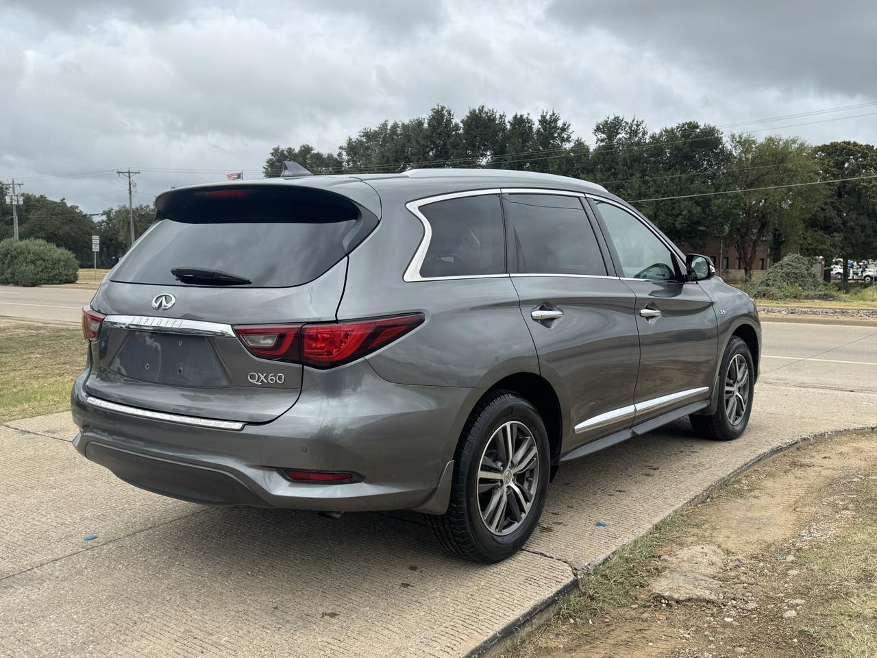 Infiniti QX60 Base AWD 2018
