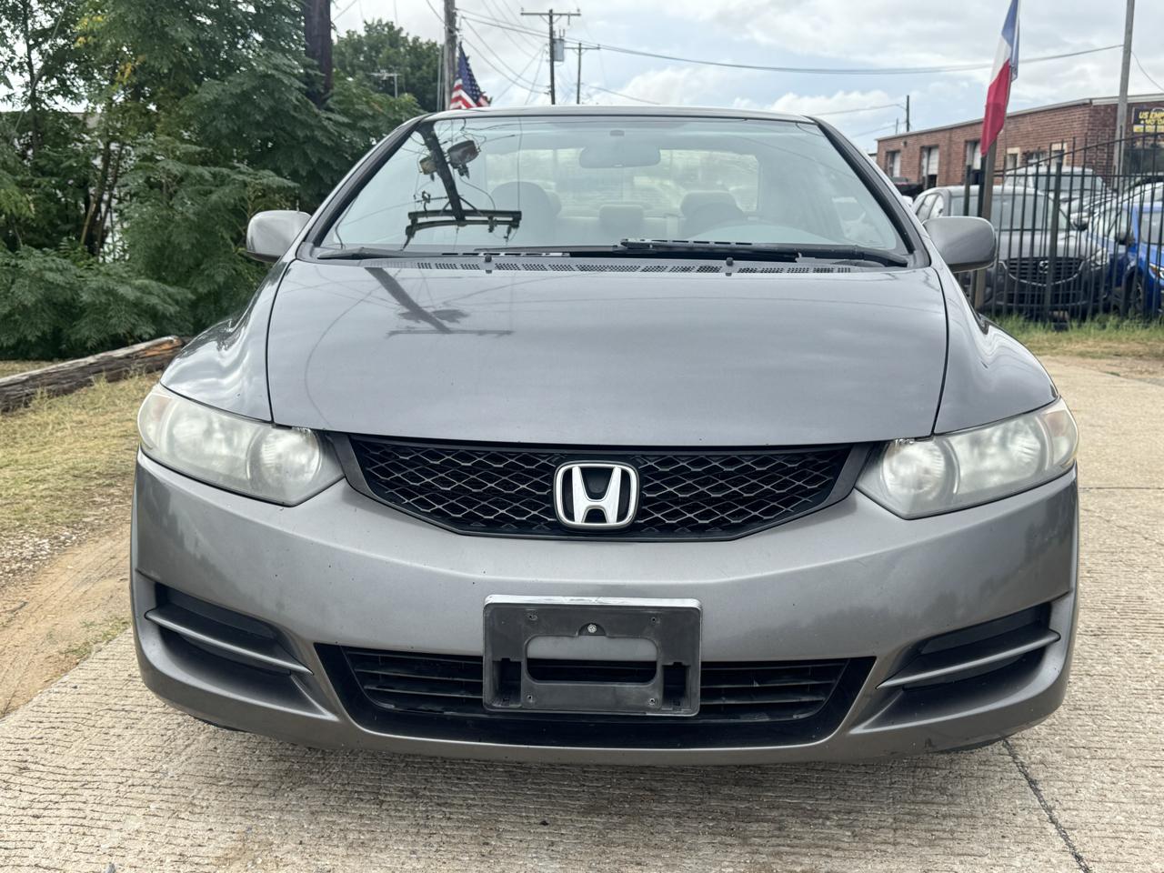 Honda Civic LX Coupe 5-Speed AT 2011